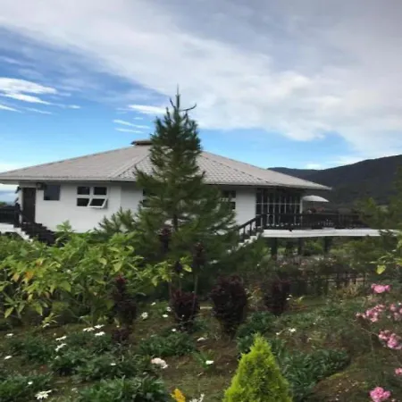 Mesilau Mountain Retreats Villa Kundasang Exterior photo